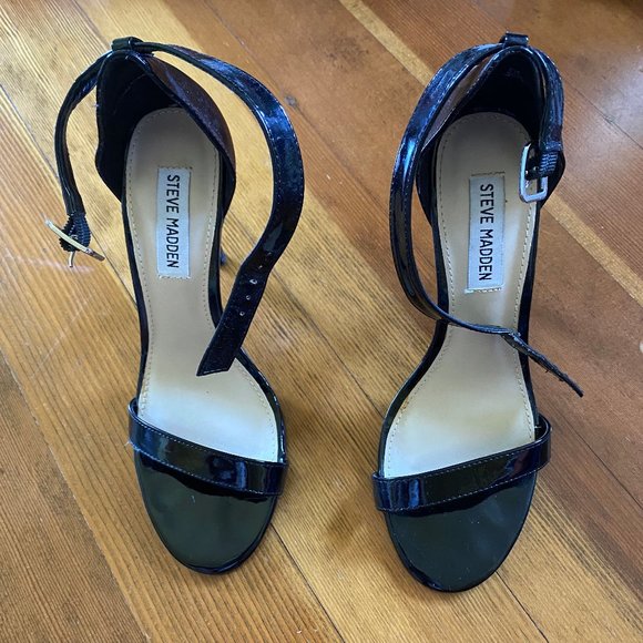 Steve Madden Realove Black Patent Heeled Sandals - Picture 3 of 3